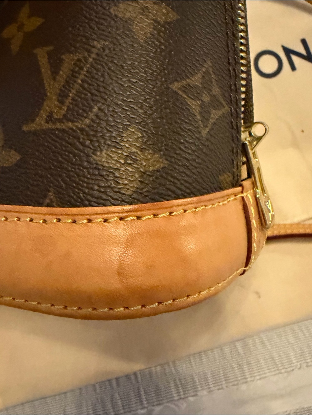 LOUIS VUITTON Authentic Monogram Alma BB - Picture 13 of 16